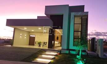 Imagem: Bela casa com 3 Suítes no Condomínio Diamond