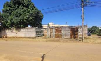 Imagem: Terreno Amplo para Construção Ideal