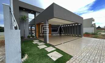 Imagem: Casa com Piscina Aquecida em Condomínio