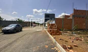 Imagem 5: Duas Grandes Oportunidades: Terrenos à Venda para Investir ou Construir!