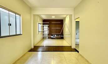 Imagem 5: Casa à Venda: 3 Quartos com Suíte, Conforto e Praticidade!