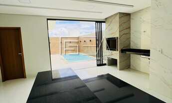 Imagem 6: Casa 3 Quartos com Suíte e Piscina Aquecida em Condomínio Exclusivo!