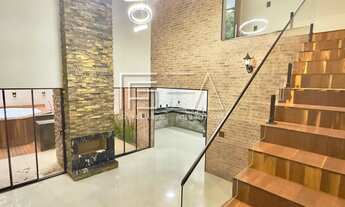 Imagem 4: CASA À VENDA COM 03 SUÍTES E JACUZZI