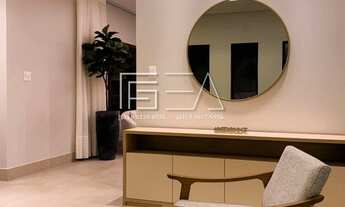 Imagem 4: Encanto Vintage com Toque Moderno: Residência Exclusiva com Piscina em Localização Privile