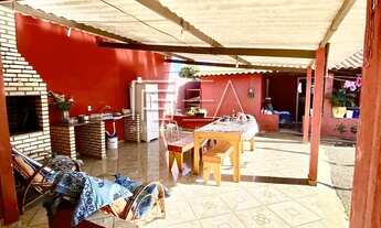 Imagem 2: Casa 2 Quartos com Edícula e Área de Churrasqueira!