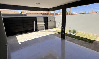 Imagem 4: Casa à Venda: 3 Quartos com 2 Suítes - Conforto e Elegância!