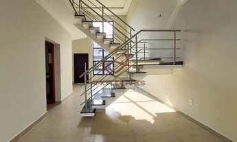 Imagem 2: Sobrado com 4 dormitórios a venda no condomínio Olívio Franceschini em Hortolândia