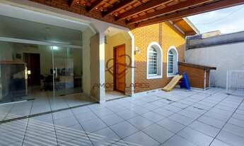 Imagem 2: Casa com 4 dormitórios e quintal com piscina à venda no Jardim Paulicéia em Campinas