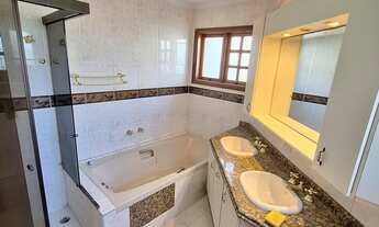 Imagem 6: Casa Espetacular com 4 Suítes e Área de Lazer Completa