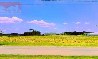 Imagem 2: Descubra o Seu Paraíso: Terreno de 930m² com Vista Panorâmica para a Serra do Japi!