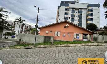 Imagem: Casa de Alvenaria/ B. Centro/ Criciúma/