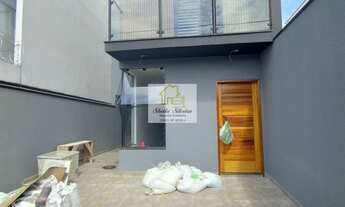 Imagem 2: Sobrado com 3 quartos, suíte e quintal grande