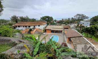 Imagem: Casa à venda no bairro Ponta das Canas
