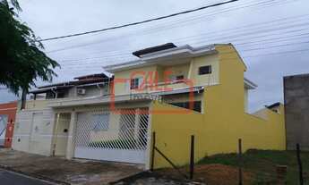 Imagem 2: Sobrado à Venda no Jardim Esplanada, Indaiatuba: 4 Dorms (1 Suíte), Piscina, Gourmet e 4 V