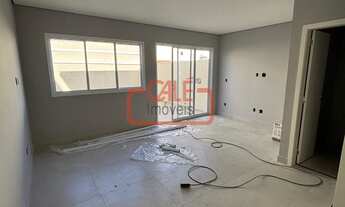 Imagem: Sobrado Novo com 3 Dormitórios em Condomínio