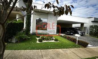 Imagem: Casa de Alto Padrão à Venda no Condomínio