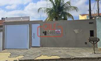 Imagem: EXCLUSIVIDADE no Centro Sobrado com Piscina