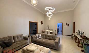 Imagem: Casa térrea no Condomínio Santa Clara