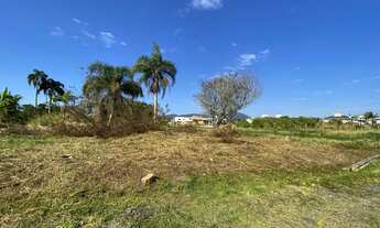 Imagem 3: Terreno com 360m2 no Bairro Carianos em Florianópolis