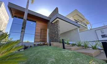 Imagem: Casa Alto Padrão no Condomínio Fechado