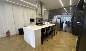 Imagem 7: Apartamento frente para a Avenida Pedra Branca, com 84,75 m² privativos, localizado em um