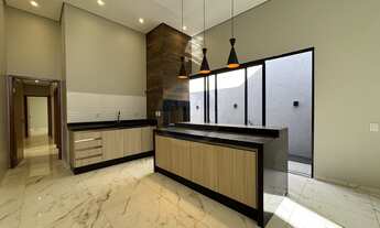 Imagem 4: Casa Alto Padrão em Conjunto Residencial Monte Carlo, Dourados/MS