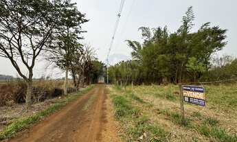 Imagem: Área à venda no bairro Área Rural de