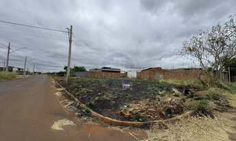 Imagem 1: Terreno à venda no bairro Esplanada - Dourados/MS
