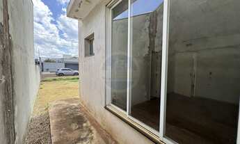 Imagem 3: Casa em Conjunto Residencial Monte Carlo, Dourados/MS