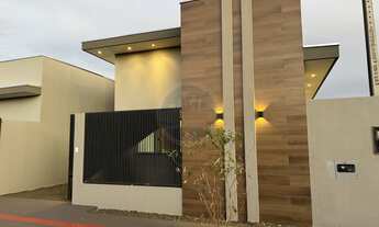 Imagem: Casa à venda no bairro Vival dos Ipês