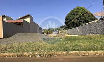 Imagem: Terreno no aslfato