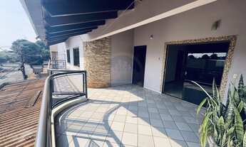 Imagem 2: SOBRADO COM SALÃO COMERCIAL