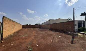 Imagem: Terreno à venda no bairro Parque Alvorada