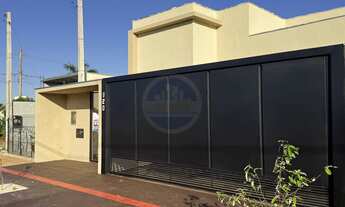 Imagem: Casa à venda no bairro Vival dos Ipês