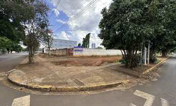 Imagem: Terreno à venda no bairro Jardim Caramuru