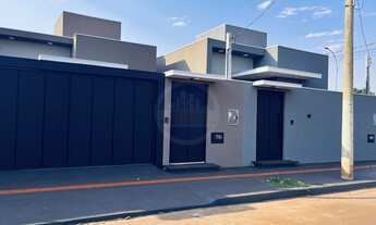 Imagem: Casa à venda no bairro Esplanada - Dourados/MS