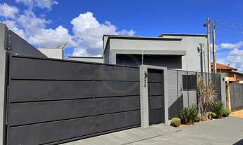 Imagem: Casa à venda no bairro Flor de Maio - Dourados/MS