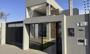 Imagem: Casa Alto Padrão em Conjunto Residencial