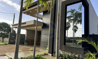 Imagem: Porteira fechada, 3 dormitórios na Rua