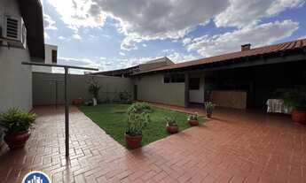 Imagem: Casa à venda no bairro Parque Alvorada