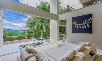 Imagem: Casa à venda no bairro Estaleiro - Balneário