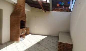 Imagem 4: Casa Padrão, 2 dormitórios na Rua Peru