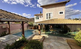 Imagem 2: CASA ESMERALDA, 4 dormitórios na Rua Das Aroeiras