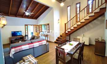 Imagem 6: CASA CHALÉ, 4 dormitórios, 2 suíte, 2 banheiro, 1 vaga na garagem