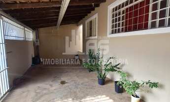 Imagem 2: Casa à venda no bairro Palmital - Marília/SP