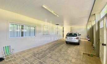 Imagem: Casa à venda contendo 4 quartos sendo 1