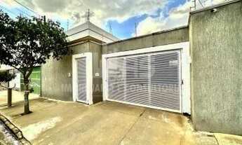 Imagem: Casa à venda no bairro Jardim Esplanada