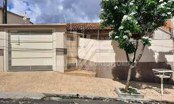 Imagem: Casa Padrão, 3 dormitórios, 1 suítes