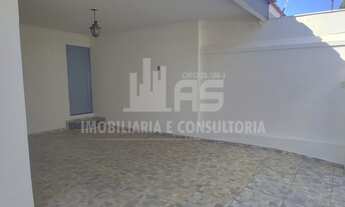 Imagem 2: Casa a venda com 3 quartos sendo 1 suíte