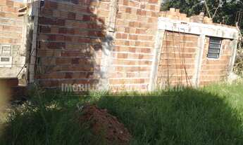 Imagem 5: Casa a venda com 2 quartos sendo 1 suíte no bairro Novo Mundo